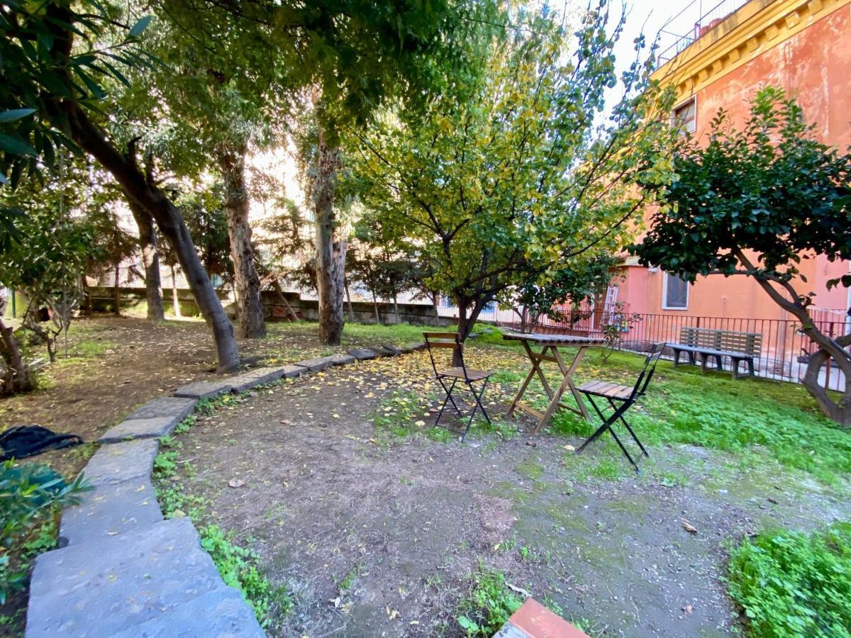 Borgo Belvedere Bed & Breakfast Napoli Dış mekan fotoğraf