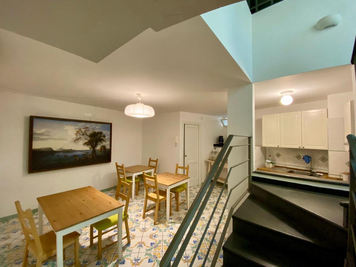 Borgo Belvedere Bed & Breakfast Napoli Dış mekan fotoğraf