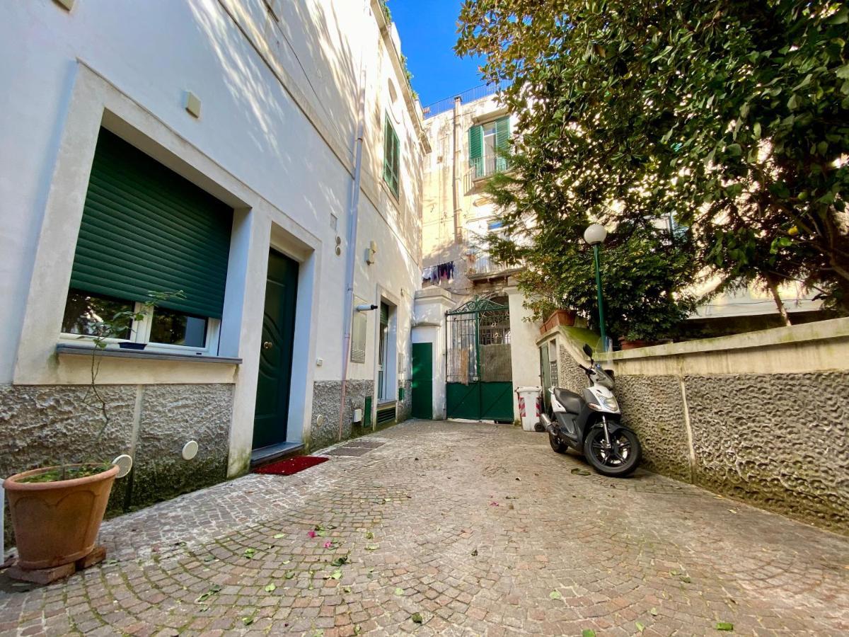 Borgo Belvedere Bed & Breakfast Napoli Dış mekan fotoğraf